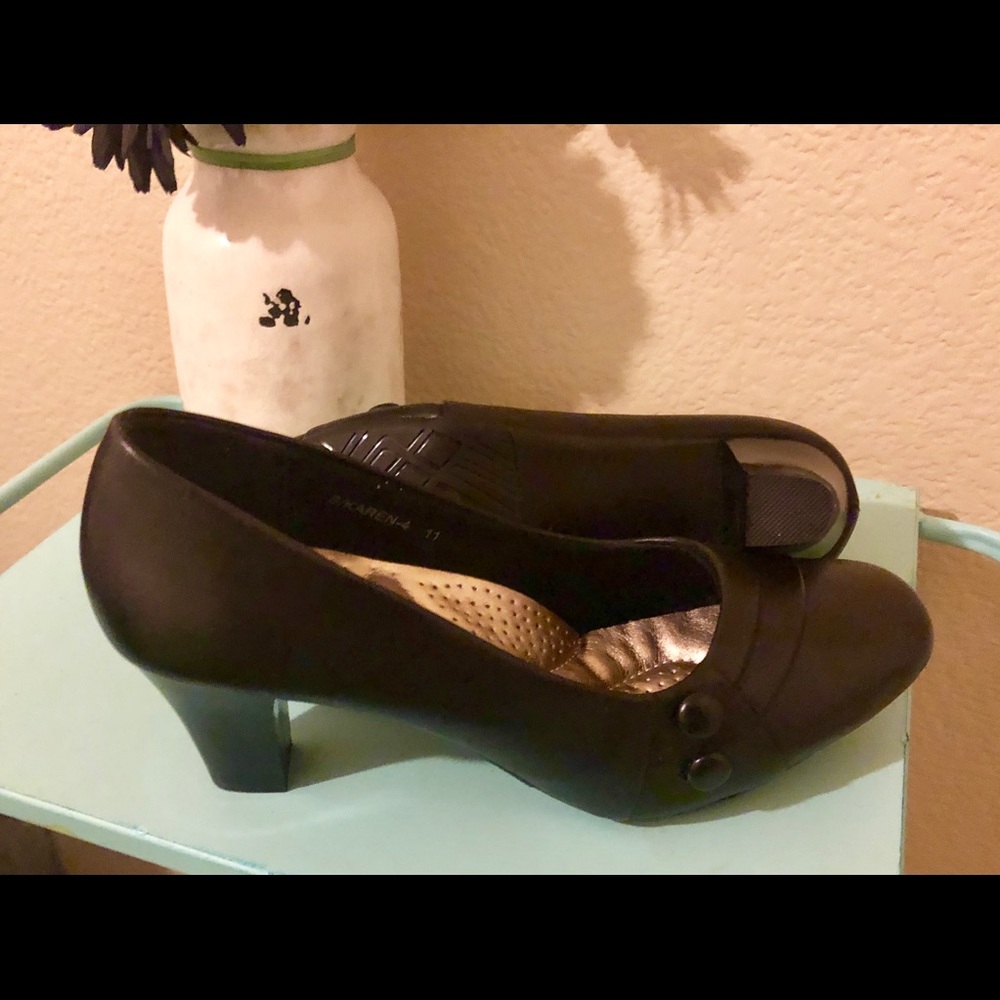 Black dress heels
